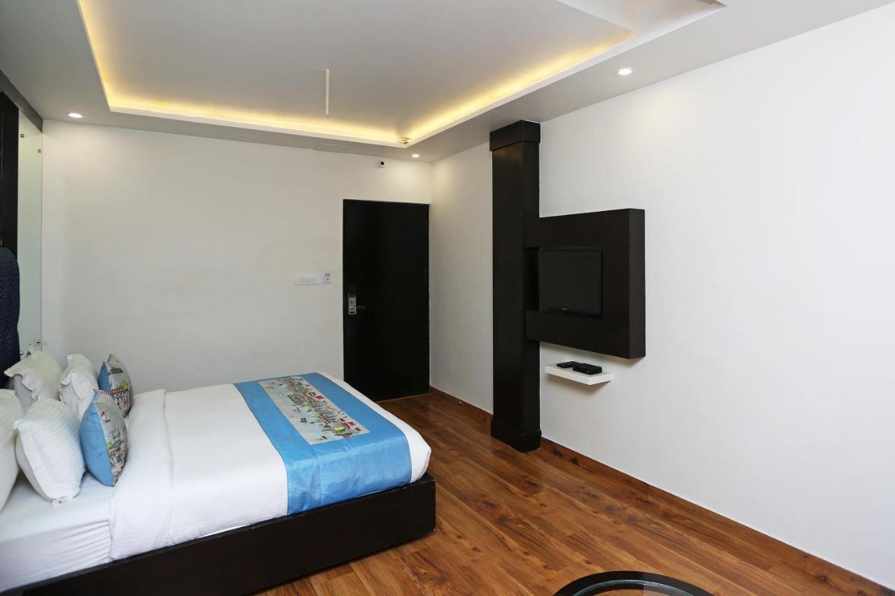 Hotel Pearl Blue Agra  Exterior photo